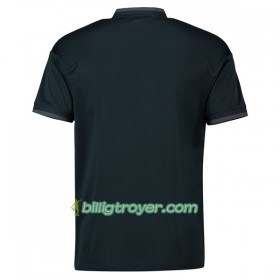 Billige Fotballdrakter Real Madrid Bortedraktsett 2018/19 Kortermet